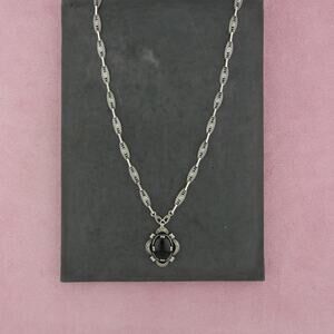 sterling silver marcasite studded onyx cabochon necklace size 19.75in